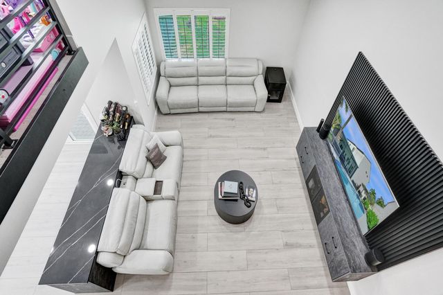 2800 W Aviary Drive, Cooper City, FL 33026