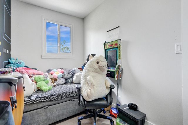 2800 W Aviary Drive, Cooper City, FL 33026