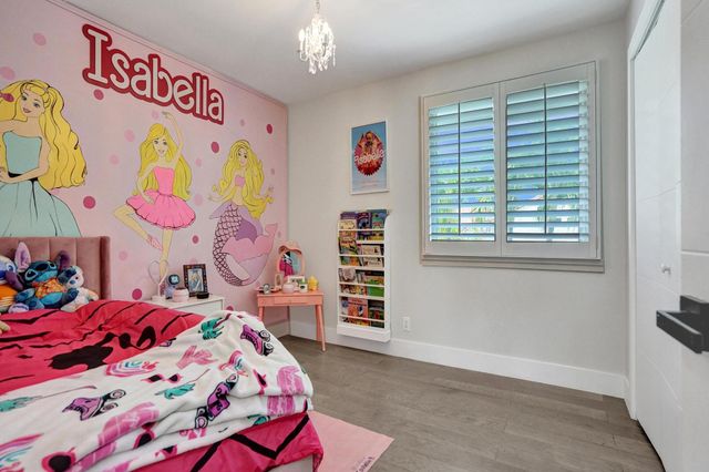 2800 W Aviary Drive, Cooper City, FL 33026