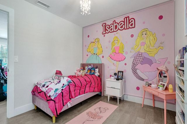 2800 W Aviary Drive, Cooper City, FL 33026