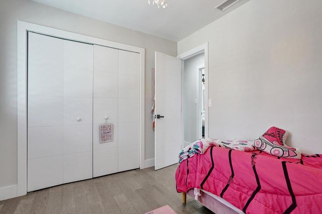 2800 W Aviary Drive, Cooper City, FL 33026