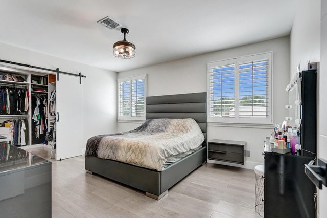 2800 W Aviary Drive, Cooper City, FL 33026