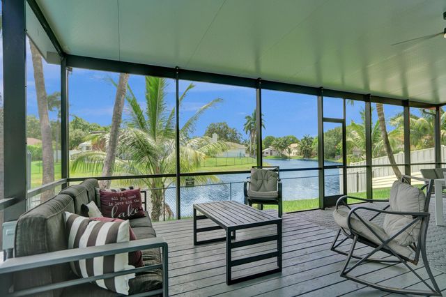 2800 W Aviary Drive, Cooper City, FL 33026