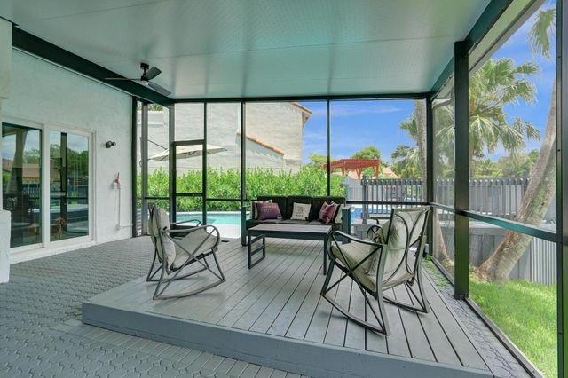 2800 W Aviary Drive, Cooper City, FL 33026