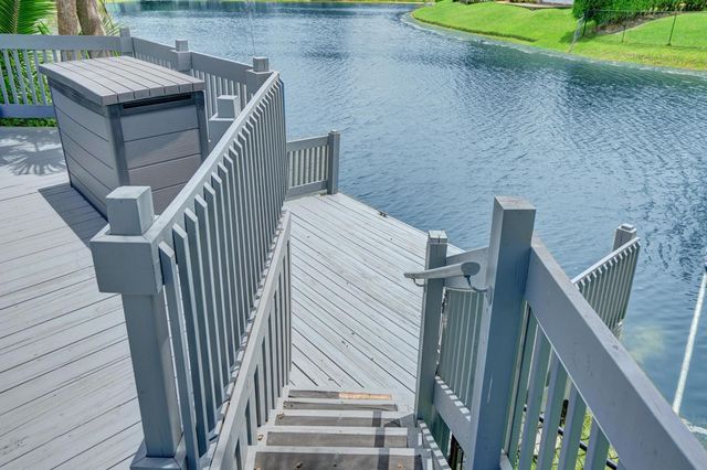 2800 W Aviary Drive, Cooper City, FL 33026