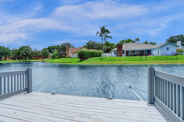 2800 W Aviary Drive, Cooper City, FL 33026