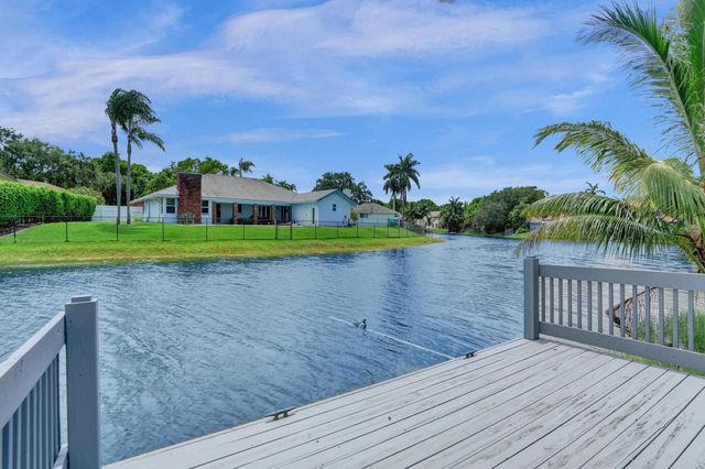 2800 W Aviary Drive, Cooper City, FL 33026