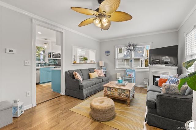 24 Locust Road, Wading River, NY 11792