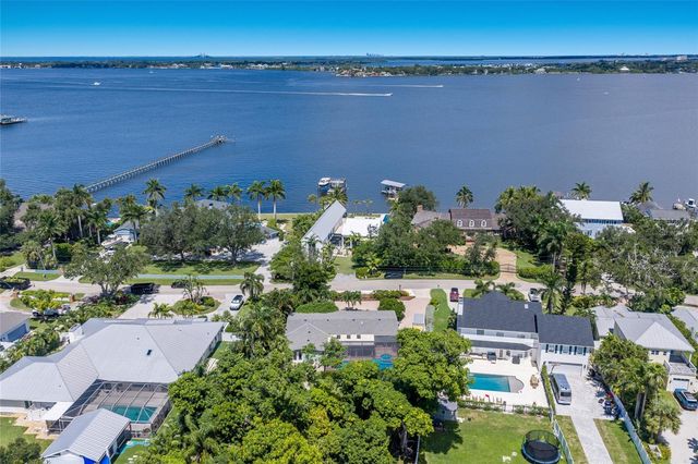 4131 RIVERVIEW BOULEVARD, Bradenton, FL 34209
