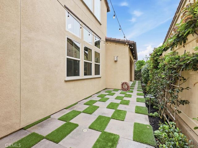 10866 Rojo Court, Cypress, CA 90720