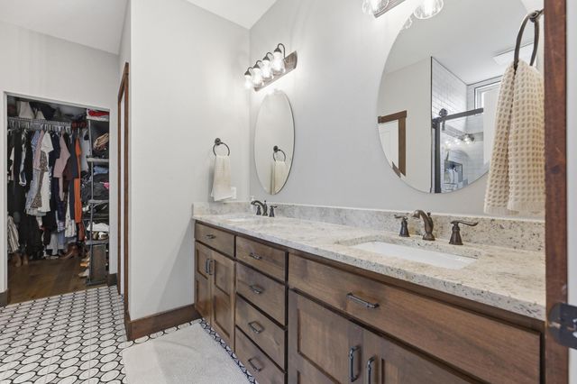 8240 County Loop 202, Joplin, MO 64801