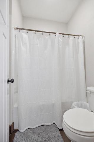 8240 County Loop 202, Joplin, MO 64801