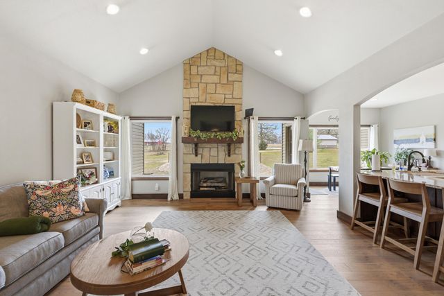 8240 County Loop 202, Joplin, MO 64801