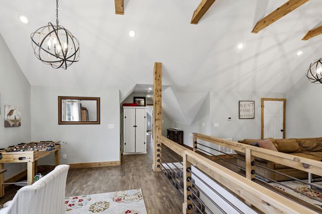 8240 County Loop 202, Joplin, MO 64801