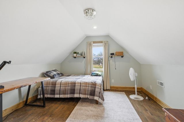 8240 County Loop 202, Joplin, MO 64801