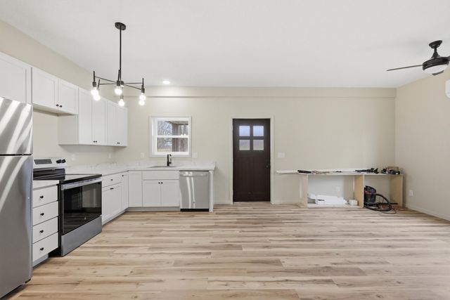 8240 County Loop 202, Joplin, MO 64801