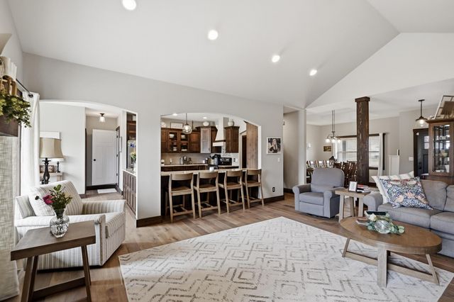 8240 County Loop 202, Joplin, MO 64801