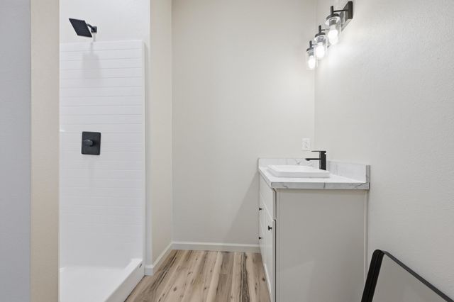 8240 County Loop 202, Joplin, MO 64801