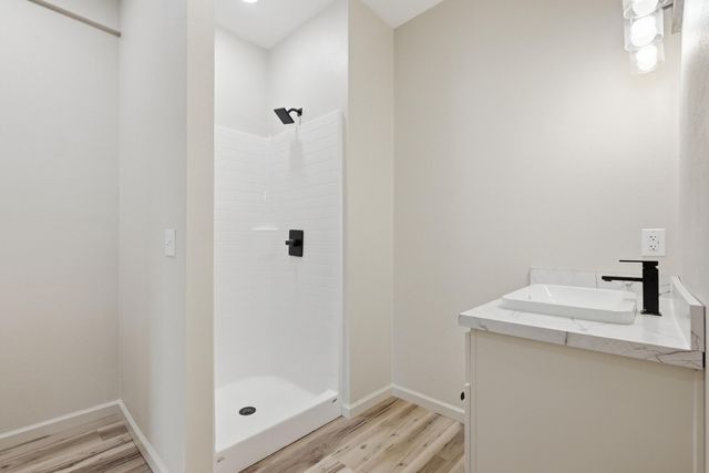 8240 County Loop 202, Joplin, MO 64801