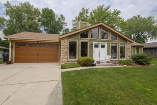 7046 W Evans DRIVE, Franklin, WI 53132