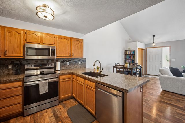 4425 Mills Civic Parkway 1405, West Des Moines, IA 50265