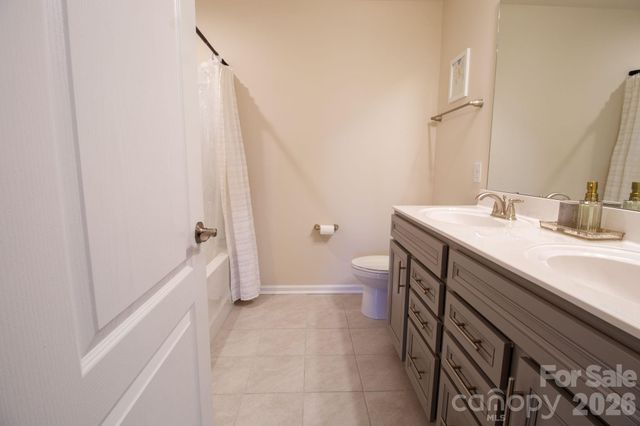 13017 Eagle Oak Drive, Charlotte, NC 28278