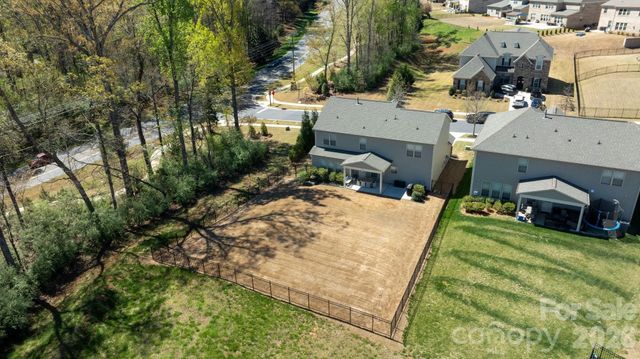 13017 Eagle Oak Drive, Charlotte, NC 28278