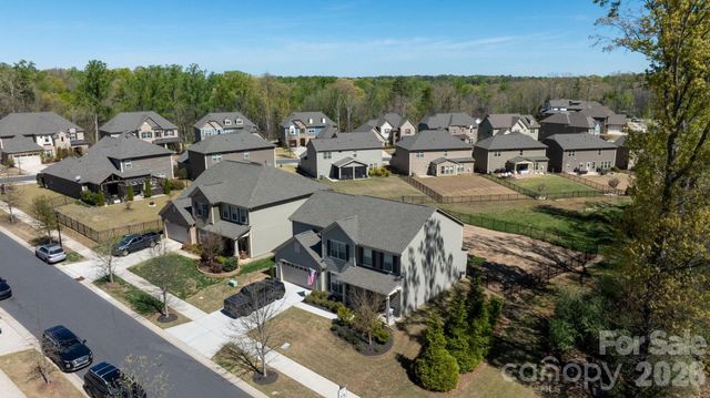 13017 Eagle Oak Drive, Charlotte, NC 28278