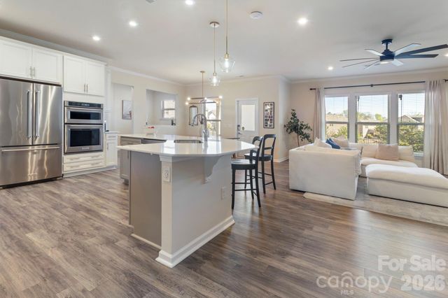 13017 Eagle Oak Drive, Charlotte, NC 28278