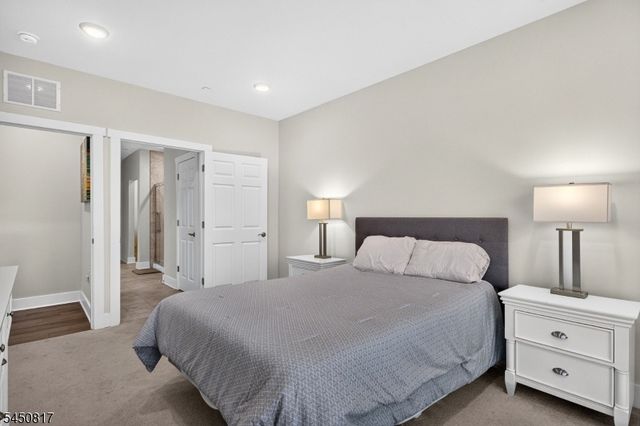 1 Vanderbilt Blvd 303, Florham Park Boro, NJ 07932