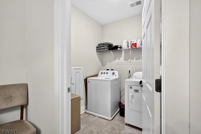 1 Vanderbilt Blvd 303, Florham Park Boro, NJ 07932