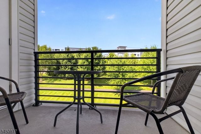 1 Vanderbilt Blvd 303, Florham Park Boro, NJ 07932