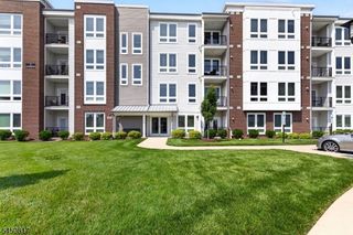 1 Vanderbilt Blvd 303, Florham Park Boro, NJ 07932