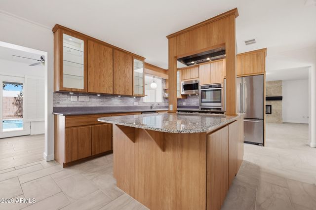 6518 N 16TH Avenue, Phoenix, AZ 85015