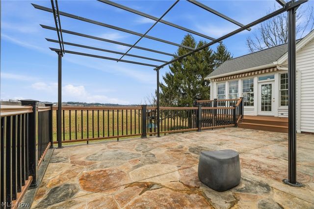 4860 SW Lebanon Road, Dalton, OH 44618