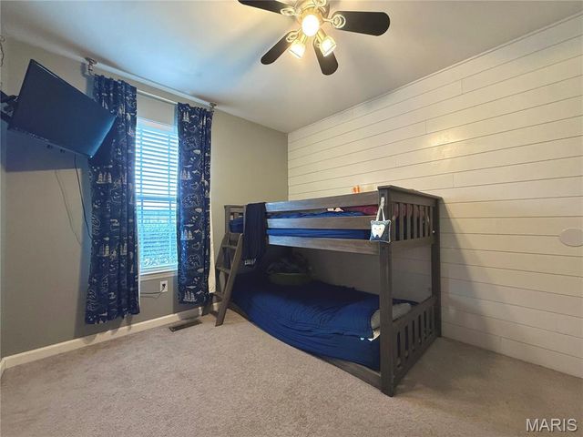 304 Parkway Drive, Troy, MO 63379