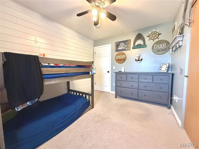 304 Parkway Drive, Troy, MO 63379