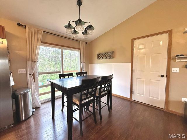 304 Parkway Drive, Troy, MO 63379