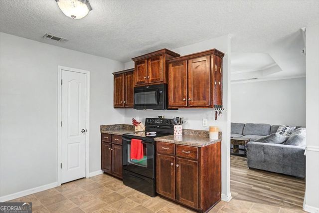 73 Mill Pond Lane SE, Ludowici, GA 31316