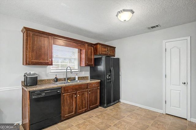 73 Mill Pond Lane SE, Ludowici, GA 31316