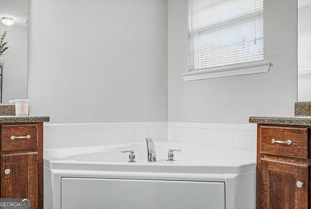 73 Mill Pond Lane SE, Ludowici, GA 31316