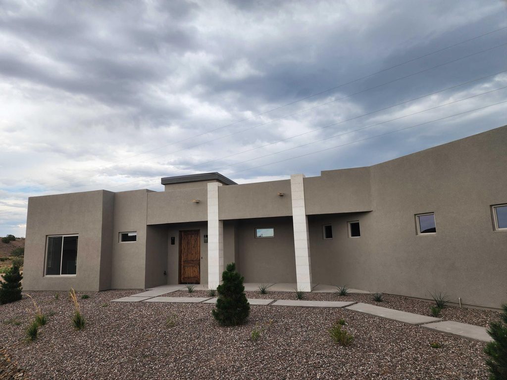 10 Basketweaver, Placitas, NM 87043
