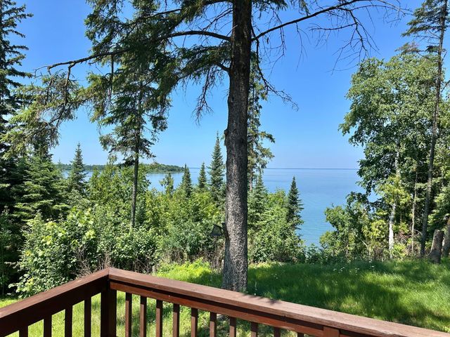 1938 Pine Cliff Road NW, Walker, MN 56484