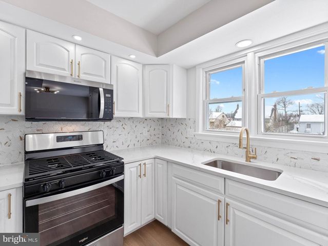 535 MAIN ST, Glendora, NJ 08029