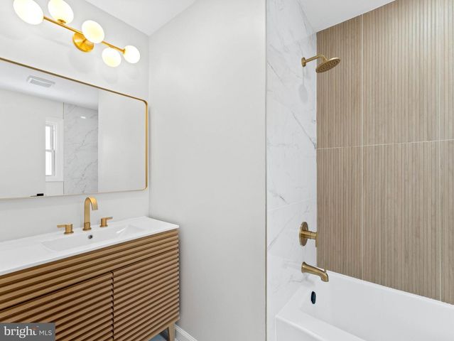 535 MAIN ST, Glendora, NJ 08029