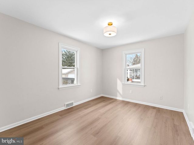 535 MAIN ST, Glendora, NJ 08029