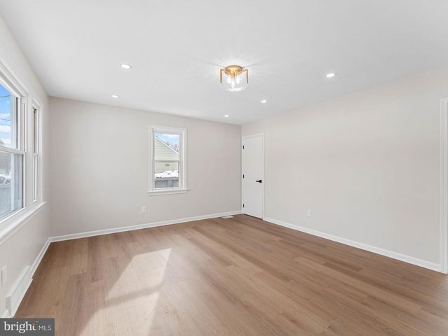 535 MAIN ST, Glendora, NJ 08029