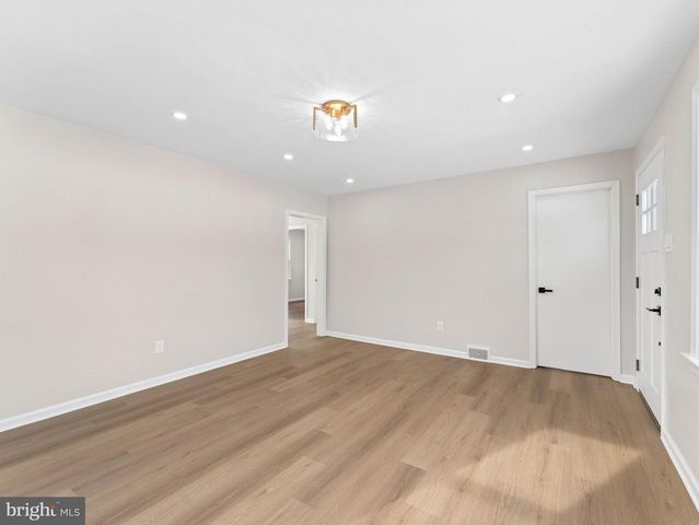 535 MAIN ST, Glendora, NJ 08029