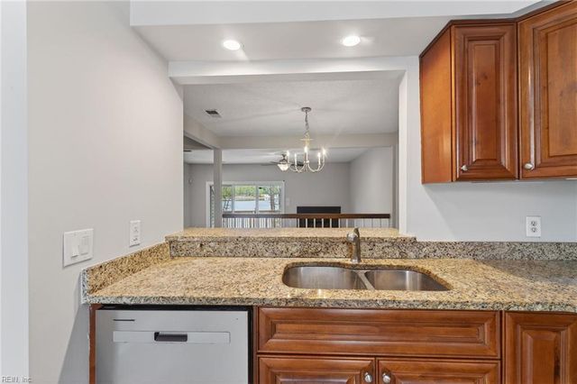 302 Windship CV, Virginia Beach, VA 23454