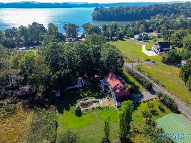 116 Substation Road, Scottsboro, AL 35769